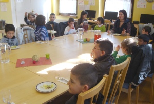 Mittagessen für die Kinder der Ganztagsschule